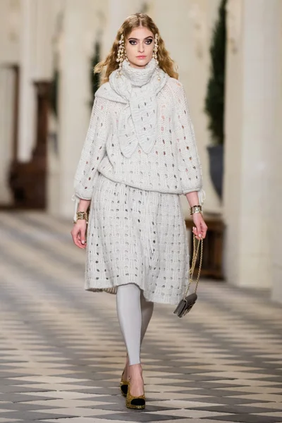 Look 36